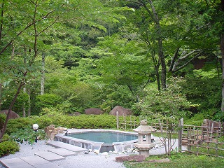 甲子温泉大黒屋の恵比寿の湯の露天風呂