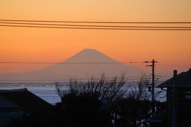 房総半島から見る富士山