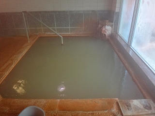赤城温泉ホテルの濁り湯