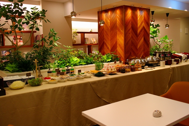 神戸レディススパの無料朝食ビュッフェ
