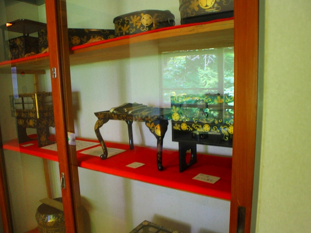 元湯石屋に展示してある加賀藩ゆかりの道具