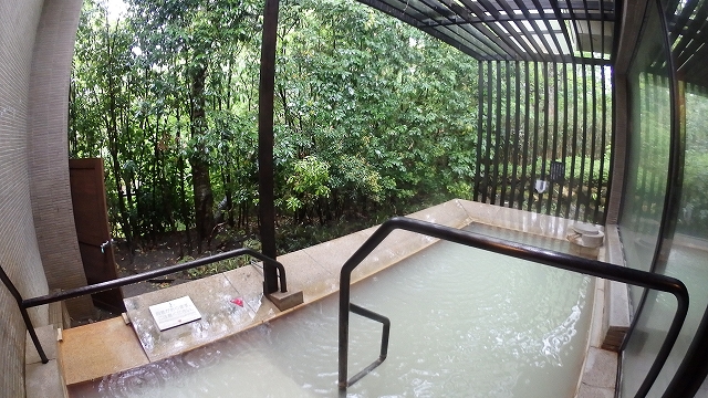 小田急 箱根ハイランドホテルの露天風呂