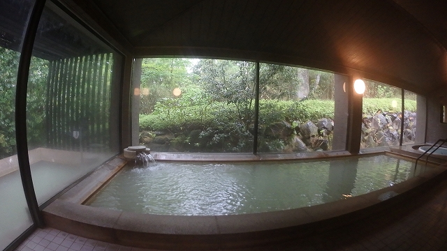 小田急 箱根ハイランドホテルの女湯大浴場