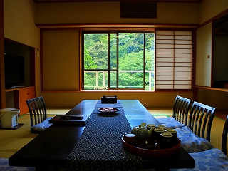 箱根水明荘の客室