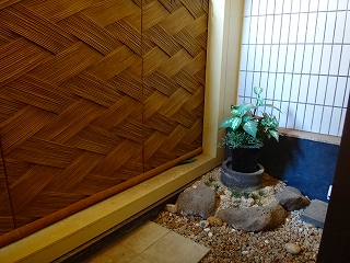 箱根温泉山越旅館の内湯の箱庭