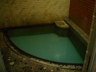 湯田中温泉翠泉荘の浴室