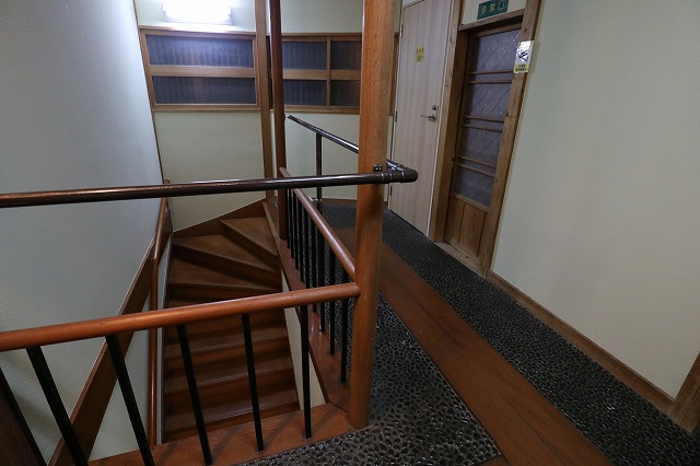 熱海来宮の湯　松月の館内の階段
