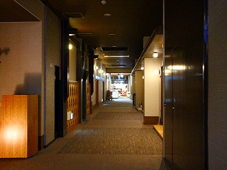 塩原温泉光雲荘の館内の廊下