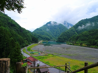 奈良田湖