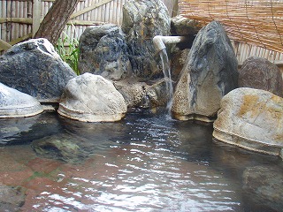 丸仙旅館の露天風呂