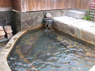 小浜温泉旅館國崎の貸切露天風呂
