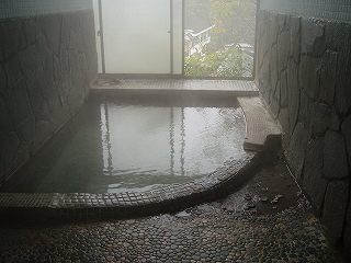雲海閣の明礬泉浴室(女湯)