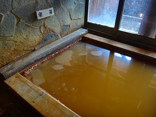 小赤沢温泉楽養館の寝湯