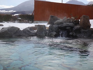 高山温泉ふれあいプラザの露天風呂の湯口