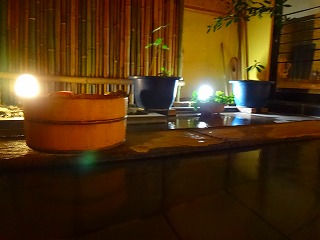 塩原温泉 旅館 上会津屋の寂の湯の露天風呂の湯船