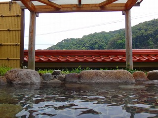 俵山温泉白猿の湯の露天風呂